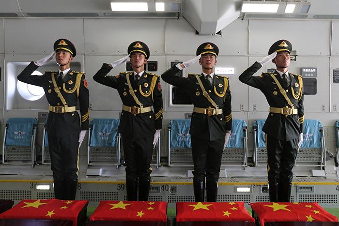 第十二批在韩志愿军烈士遗骸启程回国